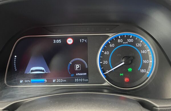 Nissan Leaf N-Connecta, nabídka 05f999cd-2821-448d-9df3-da3e28c49fd3