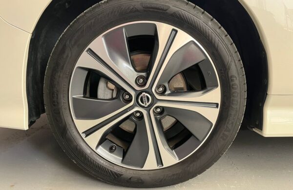 Nissan Leaf N-Connecta, nabídka 05f999cd-2821-448d-9df3-da3e28c49fd3