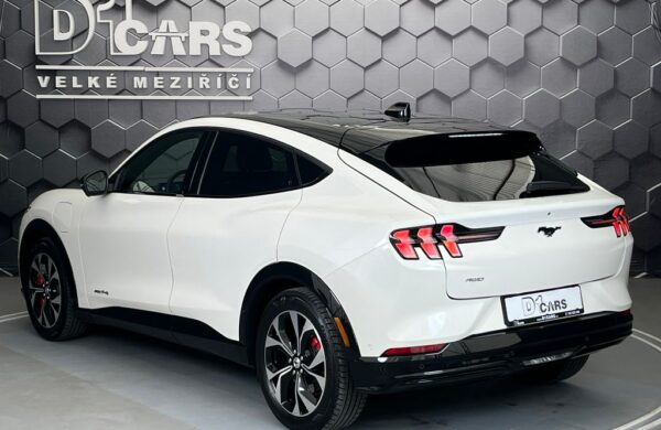 Ford Mustang Mach-E Standard Range AWD, SoH 93,1 %, nabídka b2f79001-c830-44bc-8ce4-60faf976bcb0
