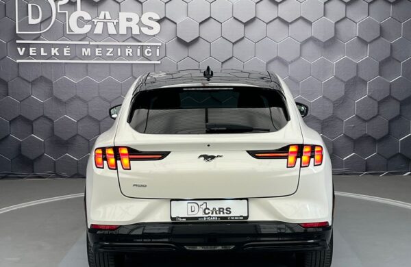 Ford Mustang Mach-E Standard Range AWD, SoH 93,1 %, nabídka b2f79001-c830-44bc-8ce4-60faf976bcb0