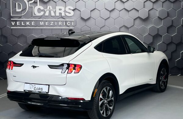 Ford Mustang Mach-E Standard Range AWD, SoH 93,1 %, nabídka b2f79001-c830-44bc-8ce4-60faf976bcb0