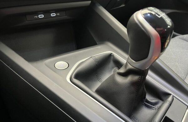 Volkswagen Golf 1.5 TSi, 96 KW Life, nabídka 4a592913-64db-4f70-9752-b99427bda83d