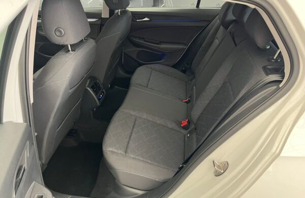 Volkswagen Golf 1.5 TSi, 96 KW Life, nabídka 4a592913-64db-4f70-9752-b99427bda83d