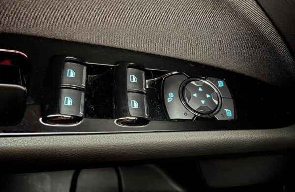 Ford Mondeo 2.0 EcoBlue, Tažné, Kamera, nabídka 71b2842d-84af-488a-bbce-5b8b4dd3f73c