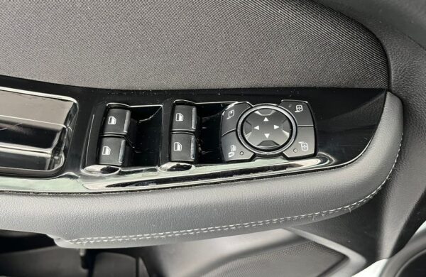 Ford Galaxy 2.5 FHEV TITANIUM 7 míst LED, nabídka 459775a6-9834-4691-a318-c1d44674ce89