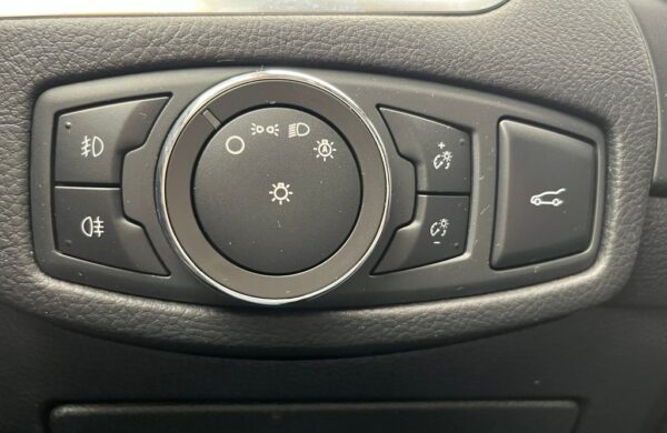 Ford Galaxy 2.5 FHEV TITANIUM 7 míst LED, nabídka 459775a6-9834-4691-a318-c1d44674ce89