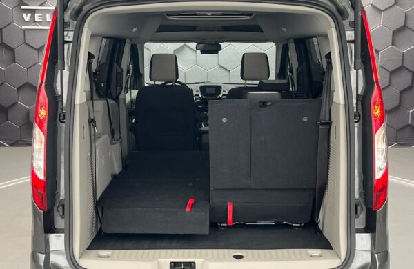 Ford Tourneo Connect 1,5 EcoBlue 88 kw, L2, 7 míst, nabídka 27e82168-8a81-4e1d-b647-9c18dd29ddb6