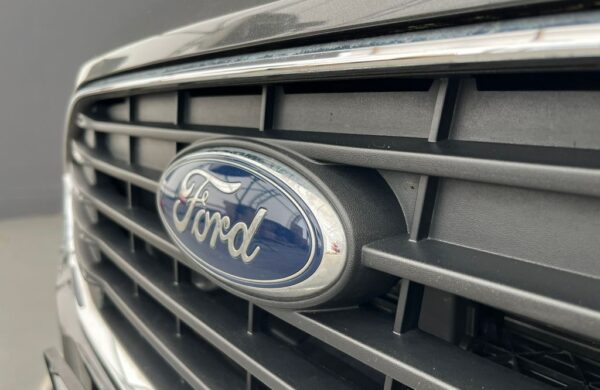 Ford Tourneo Connect 1,5 EcoBlue 88 kw, L2, 7 míst, nabídka 27e82168-8a81-4e1d-b647-9c18dd29ddb6
