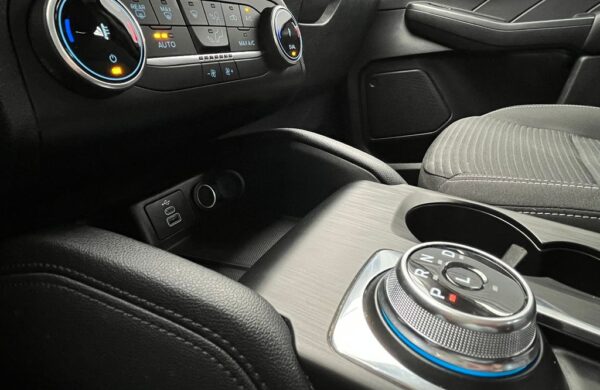 Ford Kuga 2.5 Duratec HEV TITANIUM, nabídka efee7c12-f552-4490-afc6-709c7f9126b9