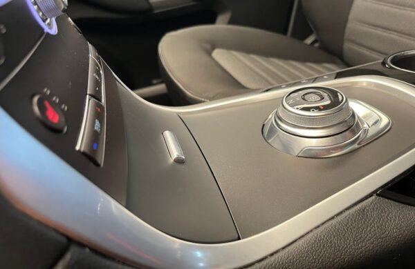 Ford Galaxy 2.0 EcoBlue Titanium 140 kW, nabídka ef9303c3-8082-4b36-be5c-667d9ff2ba00