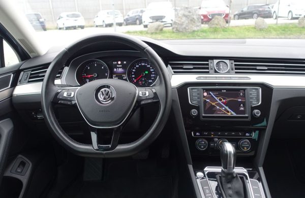 Volkswagen Passat 2.0 TDI 140kW BMT DSG Highline, nabídka c2e9aee6-367d-40d0-acaf-a85ca1a7e078