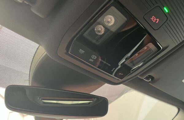 Volkswagen ID.5 Pro 150kW / ALU 20″ SoH 95.6%, nabídka dbf68598-a4a8-40b9-af4e-982fbe8b03ee