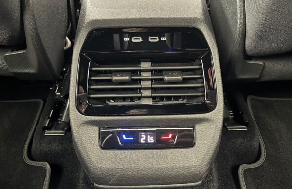 Volkswagen  Pro 77kWh 128 kW SoH 96.3%, nabídka 6a5a9e59-5db3-4b96-80cf-30dbc9929741