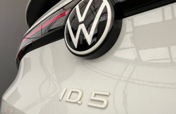 Volkswagen  Pro 77kWh 128 kW SoH 96.3%, nabídka 6a5a9e59-5db3-4b96-80cf-30dbc9929741