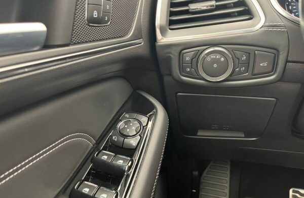 Ford Galaxy 2.5 Duratec FHEV VIGNALE 7 míst, nabídka 47796a02-f1bf-4a65-966f-68f2506c86b3