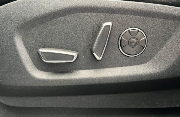 Ford Galaxy 2.5 Duratec FHEV VIGNALE 7 míst, nabídka 47796a02-f1bf-4a65-966f-68f2506c86b3