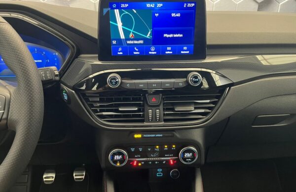 Ford Kuga 2.0 EcoBlue ST-Line manuál, nabídka 189f1d2e-081e-4f8d-a20b-bf4fa598e7f1