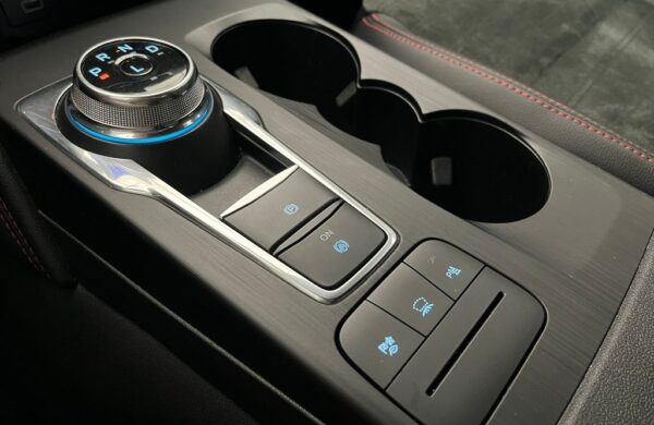 Ford Kuga 2.5 HEV 4×4  ST-LINE X, nabídka 682ebb19-d39b-4d62-a4c4-54c9d416f661