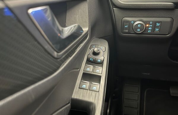 Ford Kuga 2.5 HEV 4×4  ST-LINE X, nabídka 682ebb19-d39b-4d62-a4c4-54c9d416f661