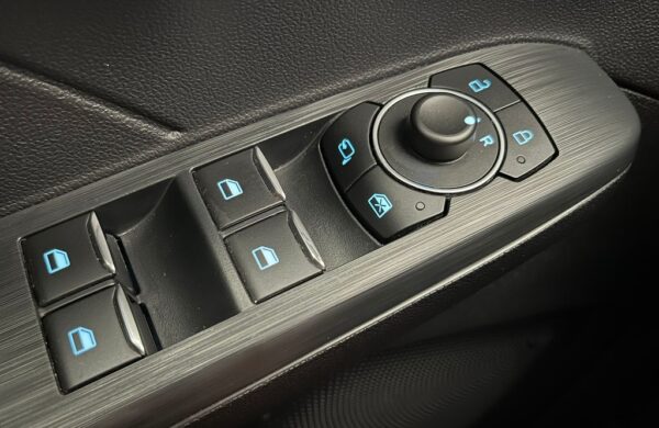 Ford Kuga 2.5 HEV 4×4  ST-LINE X, nabídka 682ebb19-d39b-4d62-a4c4-54c9d416f661
