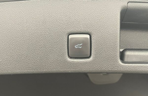 Ford Kuga 2.5 HEV 4×4  ST-LINE X, nabídka 682ebb19-d39b-4d62-a4c4-54c9d416f661