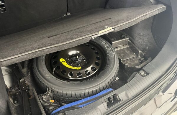 Ford Kuga 2.5 HEV 4×4  ST-LINE X, nabídka 682ebb19-d39b-4d62-a4c4-54c9d416f661