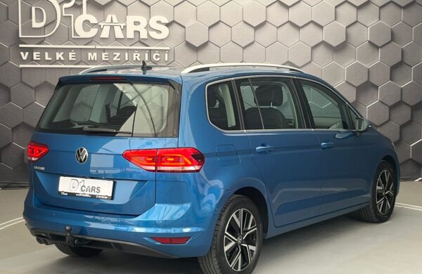 Volkswagen Touran 2.0 TDI  Highline  Webasto, nabídka eb2735cc-8aa2-45c5-bb09-9a59a6eca0b3