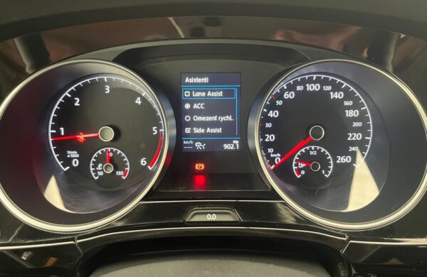 Volkswagen Touran 2.0 TDI  Highline  Webasto, nabídka eb2735cc-8aa2-45c5-bb09-9a59a6eca0b3
