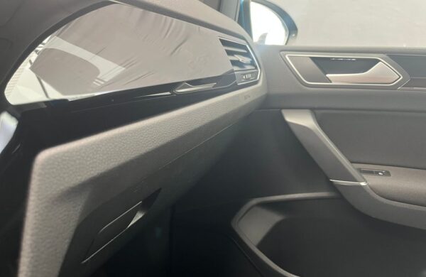 Volkswagen Touran 2.0 TDI  Highline  Webasto, nabídka eb2735cc-8aa2-45c5-bb09-9a59a6eca0b3