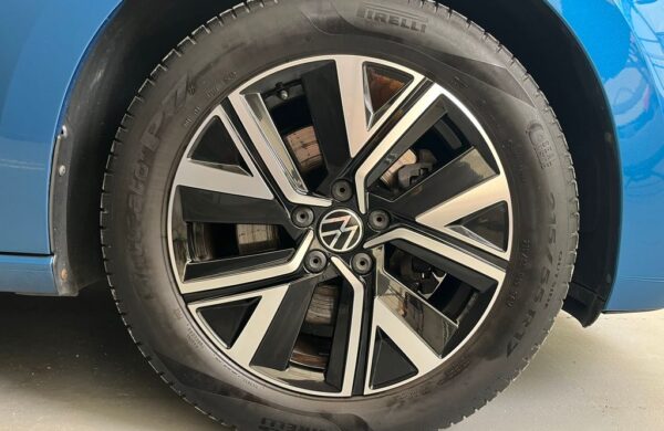 Volkswagen Touran 2.0 TDI  Highline  Webasto, nabídka eb2735cc-8aa2-45c5-bb09-9a59a6eca0b3