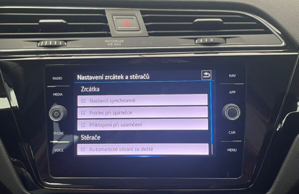 Volkswagen Touran 2.0 TDI  Highline  Webasto, nabídka eb2735cc-8aa2-45c5-bb09-9a59a6eca0b3