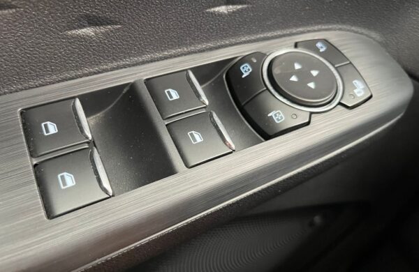 Ford Kuga 2,0 EB ST-Line 140kW AWD, nabídka 4eefa956-b557-4097-b8c1-e3d4f8500cd1