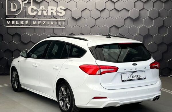 Ford Focus 2.0 EB ST-Line  manuál, nabídka 6e59c723-c775-49b9-871b-0b8e0e5b8923