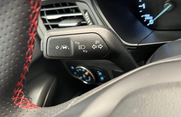 Ford Focus 2.0 EB ST-Line  manuál, nabídka 6e59c723-c775-49b9-871b-0b8e0e5b8923