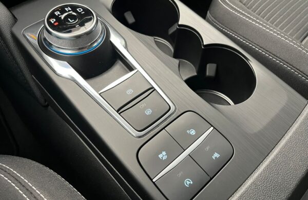 Ford Kuga 2,0 EB  140 kW AWD Titanium, nabídka 8bc8bd97-0b57-4224-99bc-00af455f691b