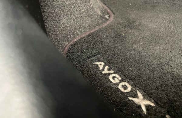 Toyota Aygo X 1.0 VVT-i 53 kW, nabídka e2f094eb-dfb2-4d09-b776-8431e7f51224