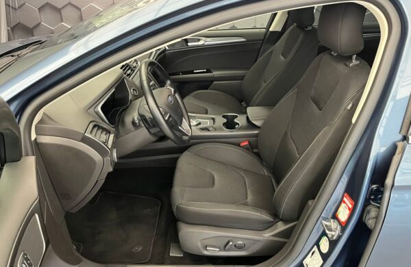 Ford Mondeo 2.0 EB Titanium AWD Cebia, nabídka 21724114-6e0f-4a8f-9646-ea93d965db2e