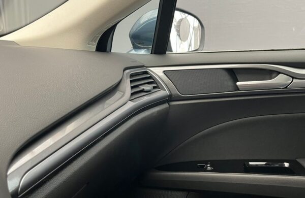 Ford Mondeo 2.0 EB Titanium AWD Cebia, nabídka 21724114-6e0f-4a8f-9646-ea93d965db2e