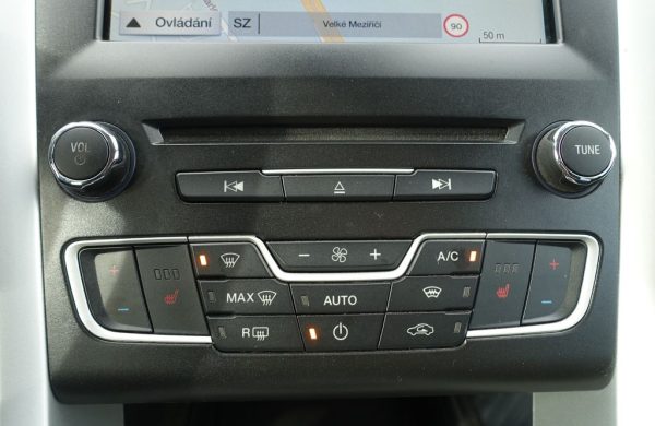 Volkswagen Passat 2.0 TDI 110kW BMT DSG Comfortl, nabídka e62a6bd9-d308-4675-a124-e37ff2162277