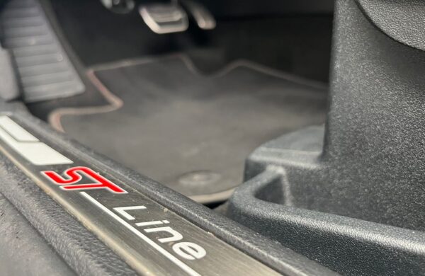 Ford S-Max 2.5 HEV ST-LINE ZAMLUVENO, nabídka e19816db-ff0f-44e4-bca2-a6876f46ea90