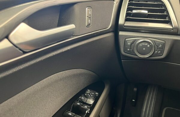 Ford Mondeo 2.0 EB 140 kW Titanium servis, nabídka 860bc045-0402-40ec-98dc-12e3aed026b6