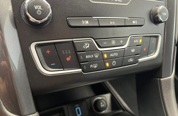 Ford Mondeo 2.0 EB 140 kW Titanium servis, nabídka 860bc045-0402-40ec-98dc-12e3aed026b6