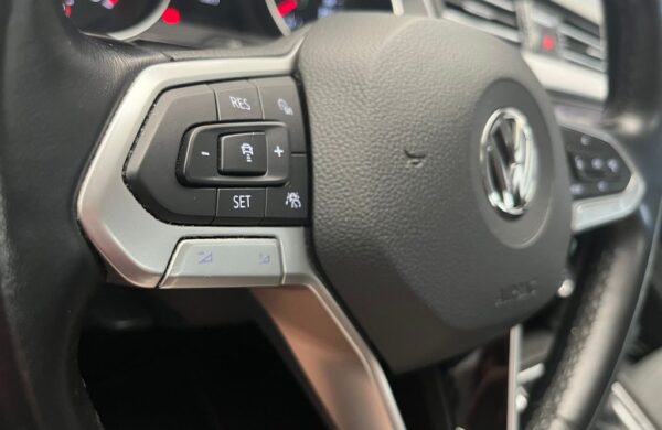 Volkswagen Passat 2.0 TDi LED SVĚTLA, DSG, CEBIA, nabídka d4f2ddad-7219-478e-a8cf-9e6ac84450d2