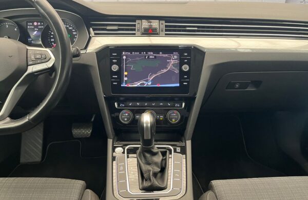Volkswagen Passat 2.0 TDi LED SVĚTLA, DSG, CEBIA, nabídka d4f2ddad-7219-478e-a8cf-9e6ac84450d2