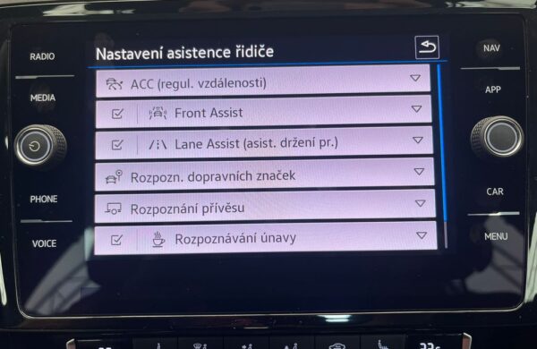 Volkswagen Passat 2.0 TDi LED SVĚTLA, DSG, CEBIA, nabídka d4f2ddad-7219-478e-a8cf-9e6ac84450d2