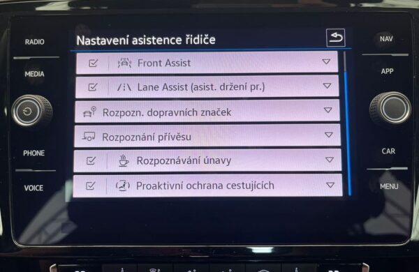 Volkswagen Passat 2.0 TDi LED SVĚTLA, DSG, CEBIA, nabídka d4f2ddad-7219-478e-a8cf-9e6ac84450d2