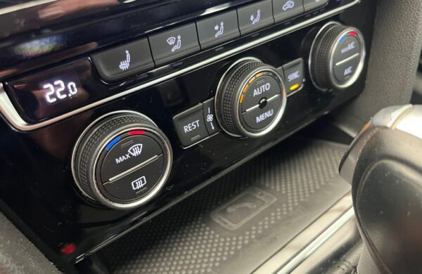Volkswagen Passat 2.0 TDi LED SVĚTLA, DSG, CEBIA, nabídka d4f2ddad-7219-478e-a8cf-9e6ac84450d2