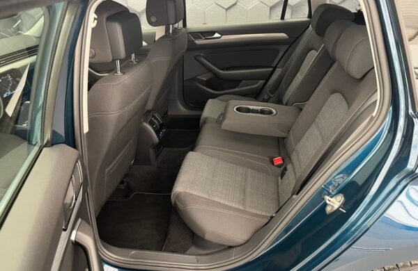 Volkswagen Passat 2.0 TDi LED SVĚTLA, DSG, CEBIA, nabídka d4f2ddad-7219-478e-a8cf-9e6ac84450d2