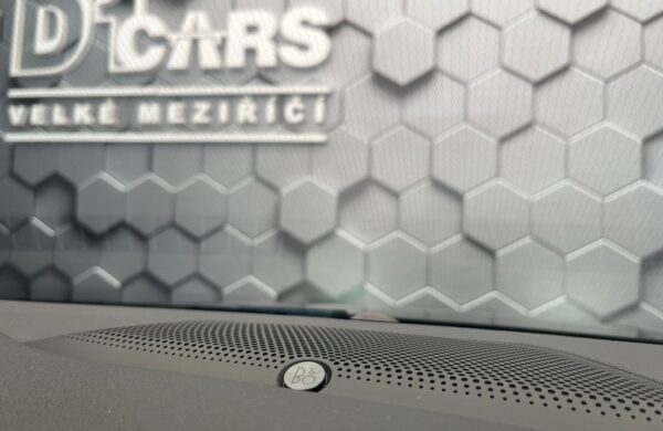 Ford Kuga 2.5 DURATEC HEV 4X4  Titanium X, nabídka 268f7100-33d1-49c3-a4a3-9f41ebd96935