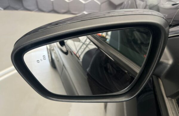 Ford Kuga 2.5 DURATEC HEV 4X4  Titanium X, nabídka 268f7100-33d1-49c3-a4a3-9f41ebd96935